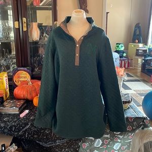 Xl green quilted look sweater.